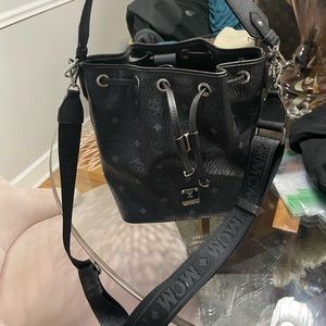 Mcm bucket bag